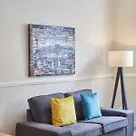 Painters Modern Location Apartment *