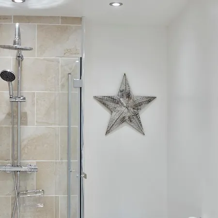 Apartamento Painters Modern Location