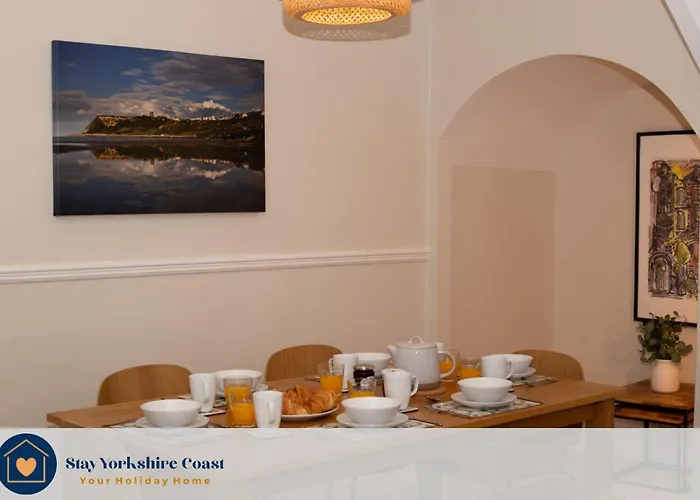 Town Centre - Ideal For Work & Family